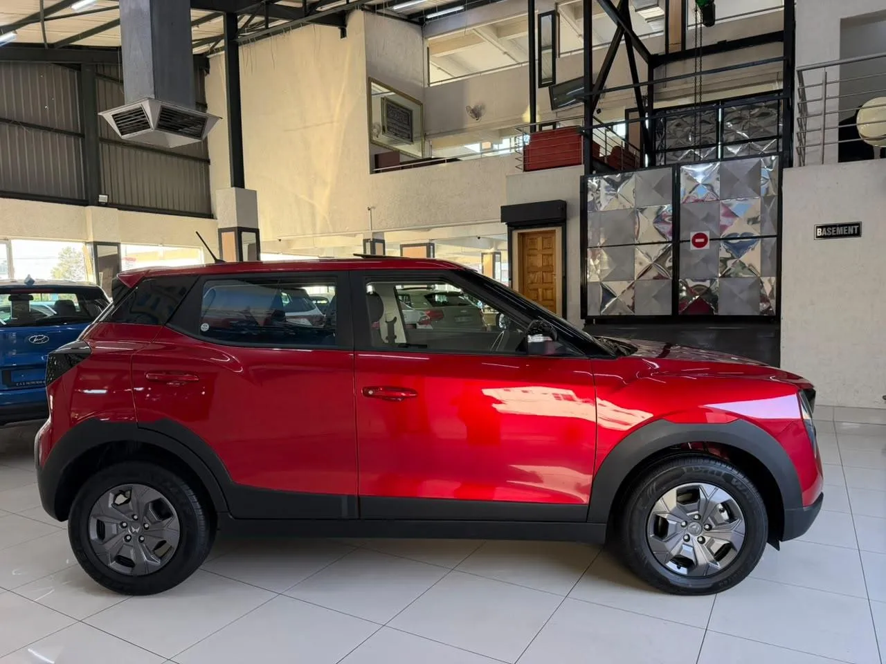 2026 Mahindra XUV 3XO 1.2T MX2 Auto, photo 4 of 13