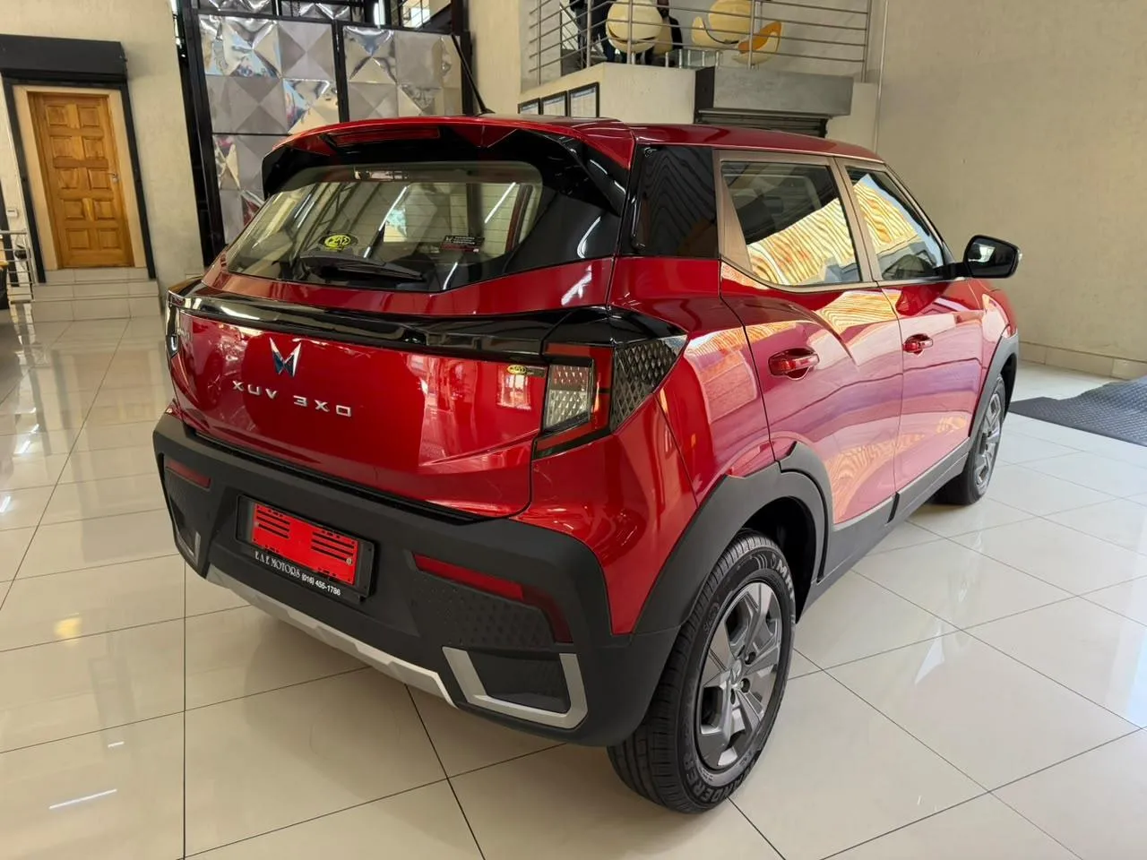 2026 Mahindra XUV 3XO 1.2T MX2 Auto, photo 6 of 13