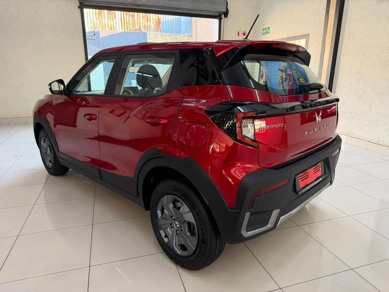 2026 Mahindra XUV 3XO 1.2T MX2 Auto, photo 7 of 13