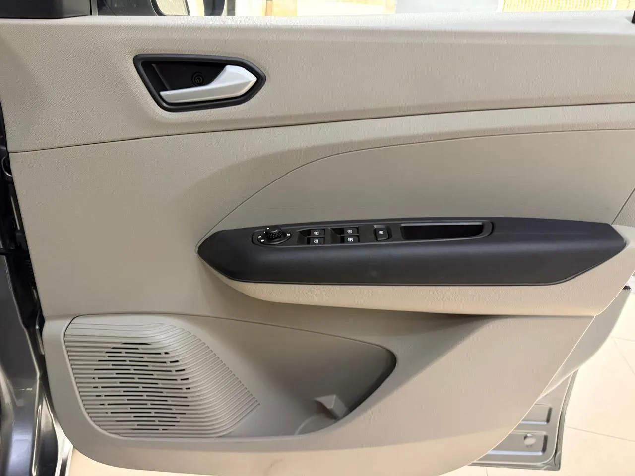 2026 Renault Triber 1.0 Techno, photo 12 of 14