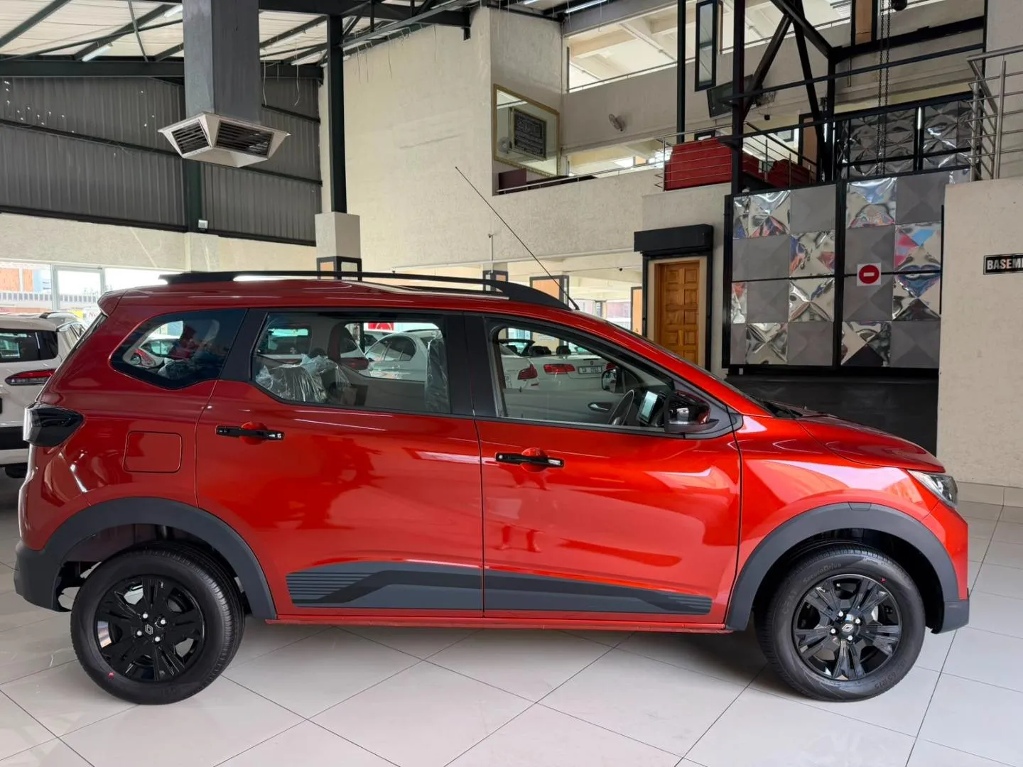 2026 Renault Triber 1.0 Techno, photo 3 of 14