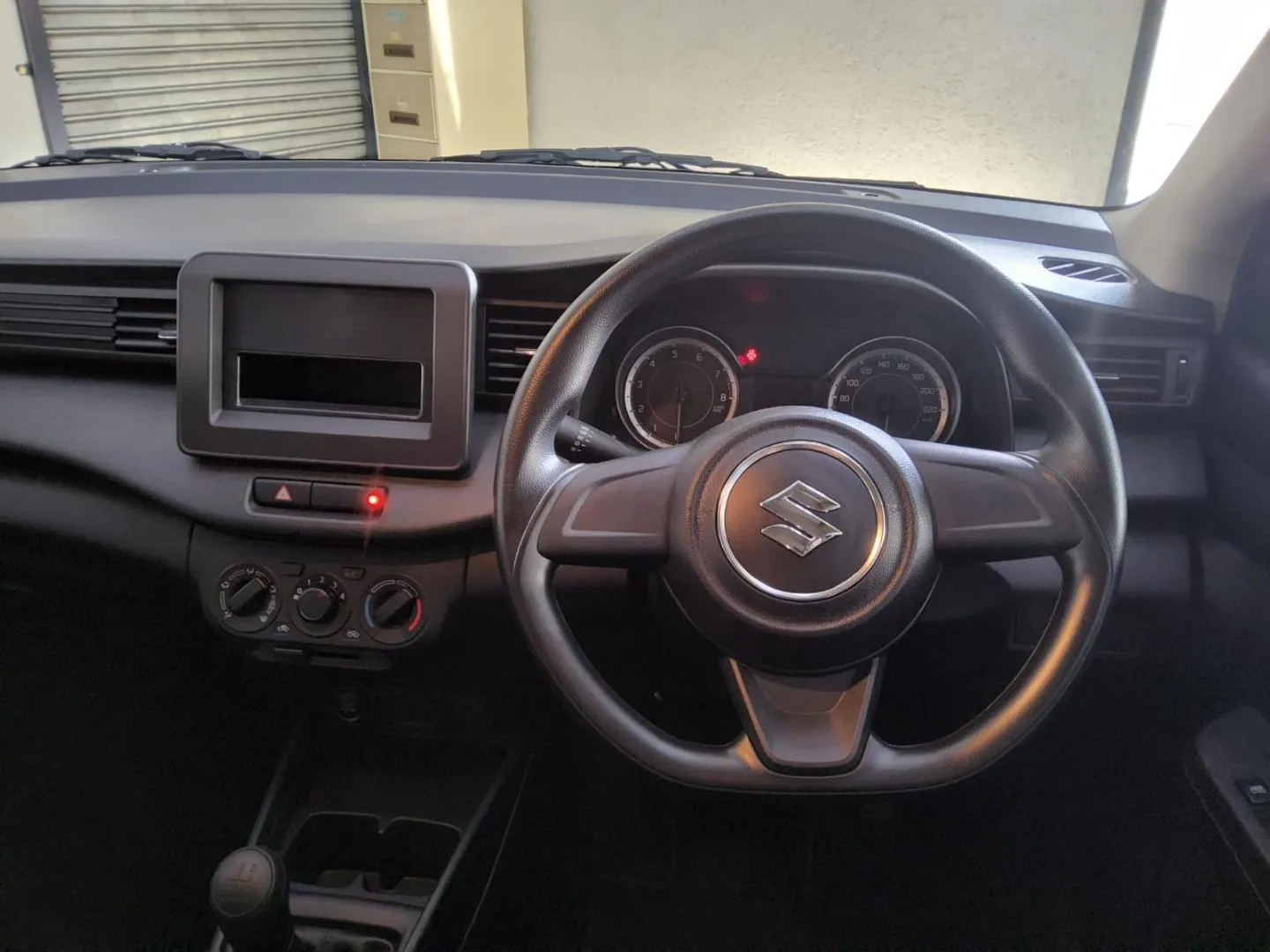 2026 Suzuki Ertiga 1.5 GA, photo 12 of 16