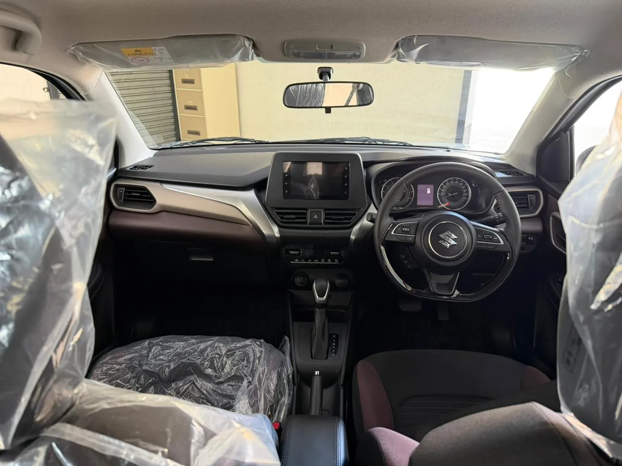 2026 Suzuki Fronx 1.5 GL Auto, photo 12 of 16