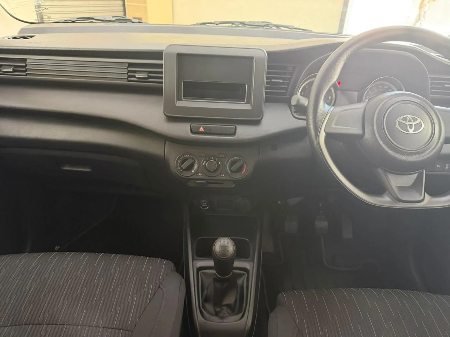 2026 Toyota Rumion 1.5 S, photo 11 of 14