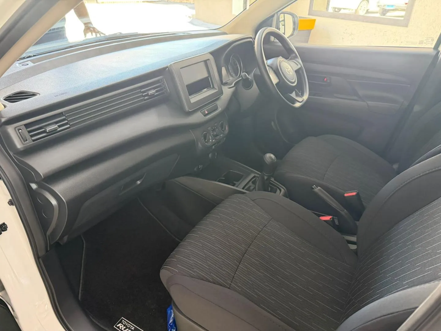 2026 Toyota Rumion 1.5 S, photo 15 of 16