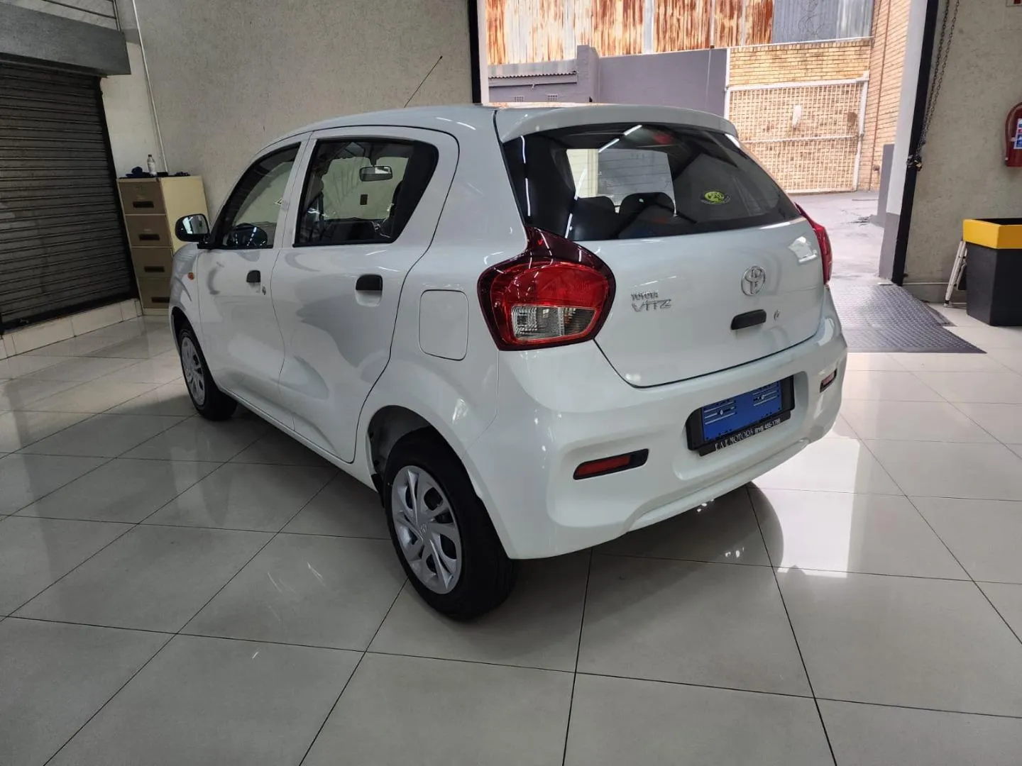 2026 Toyota Vitz 1.0, photo 5 of 7
